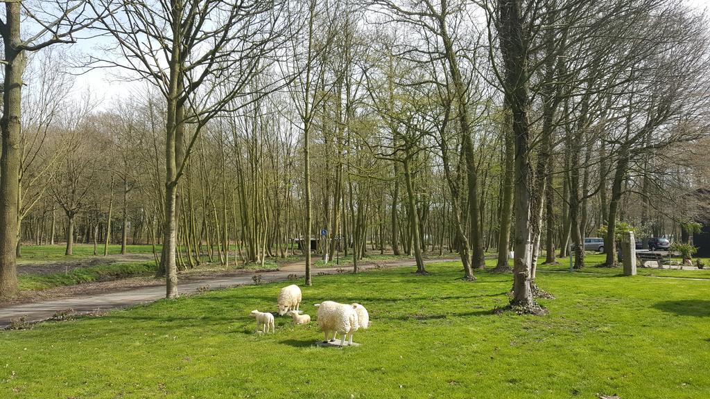 Hotel De Elderschans Aardenburg Bagian luar foto